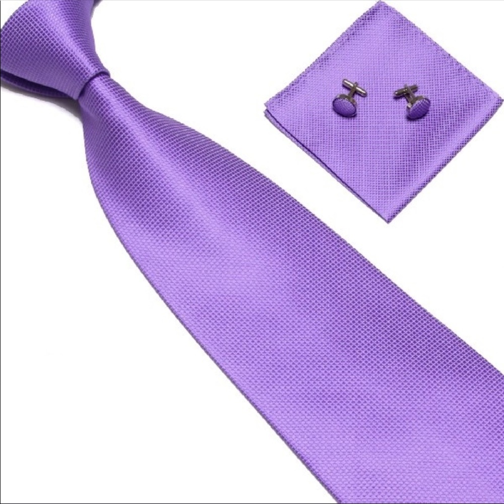 🆕 Tie, pocket square, and cuff links. Hand made.